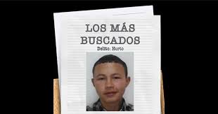Las autoridades buscan a este hombre por hurtos en Bogotá.