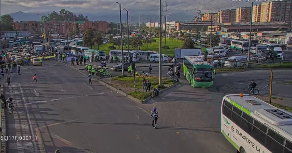 Así están las vías y estaciones TransMilenio.