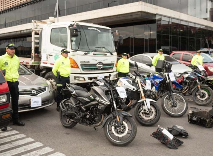 Autoridades recuperaron 35 motos y vehículos hurtados en Bogotá en 11 operativos.