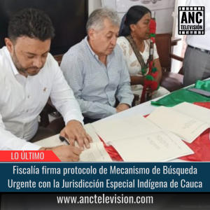 Fiscalía firma protocolo.