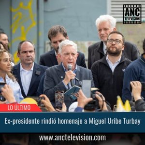 Ex-presidente rindió homenaje.