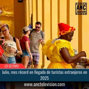 Mes récord en llegada de turistas extranjeros.