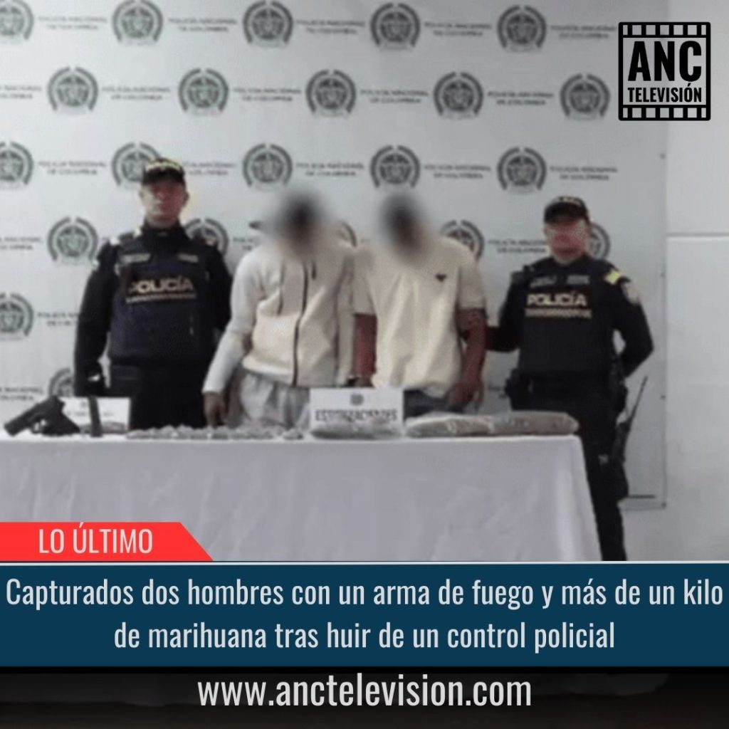 Capturados dos hombres con un arma de fuego.